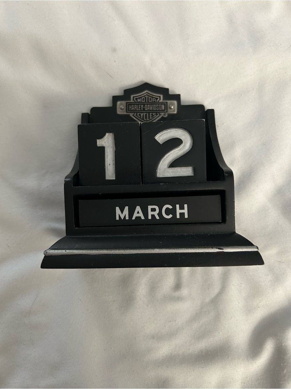 Harley-Davidson Black and Silver Perpetual Desk Calendar
